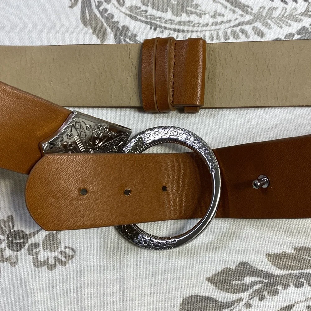 Chicos wide Boho silver‎ tone circle buckle